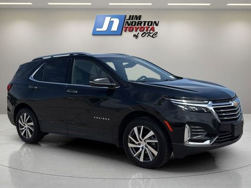 Used 2023 Chevrolet Equinox Premier AWD/4WD image 3