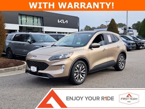 Used 2020 Ford Escape Titanium w/ Titanium Premium Package 2.0 image 1