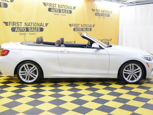 Used 2016 BMW 228i Convertible image 11