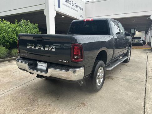 Used 2026 RAM 2500 Big Horn AWD/4WD image 7