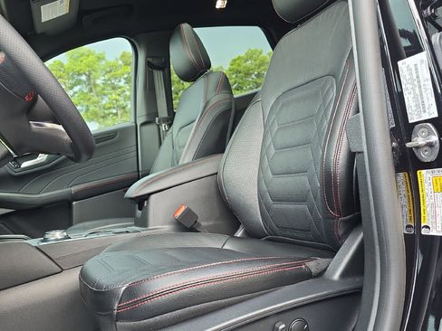 Used 2024 Ford Escape ST-Line Elite w/ Premium Technology Package image 14