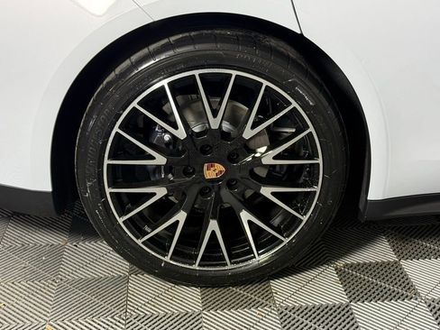 New 2026 Porsche Panamera 4 image 13