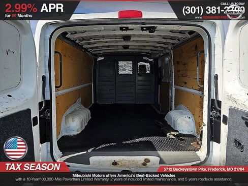 Used 2019 Nissan NV 2500 SV w/ Navigation Package image 12