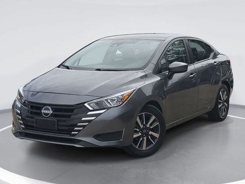 Used 2024 Nissan Versa SV FWD image 1
