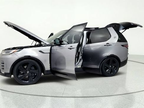 Used 2023 Land Rover Discovery S R-Dynamic AWD/4WD image 14