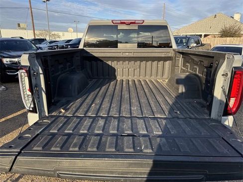 Used 2024 GMC Sierra 1500 AT4 w/ Technology Package image 10