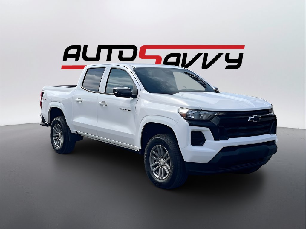 Used 2026 Chevrolet Colorado LT w/ Advanced Trailering Package AWD/4WD image 1