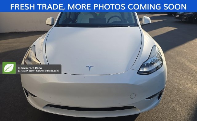 Used 2022 Tesla Model Y Long Range AWD/4WD image 2