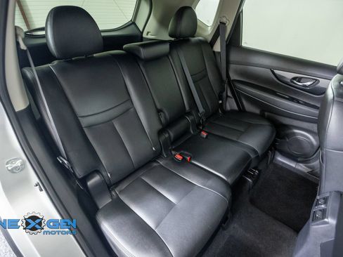 Used 2020 Nissan Rogue SL AWD/4WD image 37