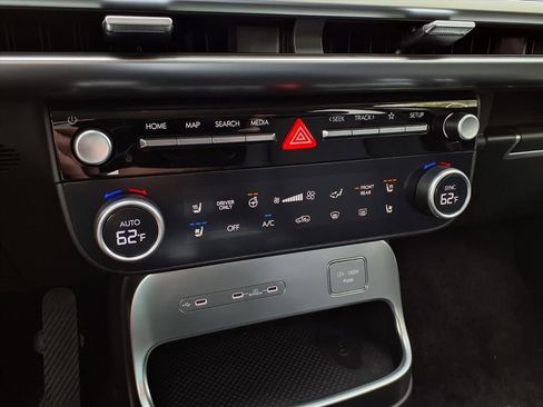 New 2026 Hyundai Ioniq 9 Limited AWD/4WD image 20