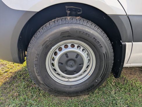 New 2026 Mercedes-Benz Sprinter 2500 image 10