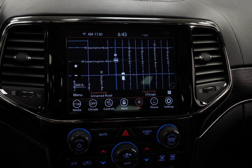 Used 2020 Jeep Grand Cherokee High Altitude AWD/4WD image 22