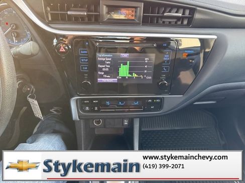 Used 2018 Toyota Corolla L image 34