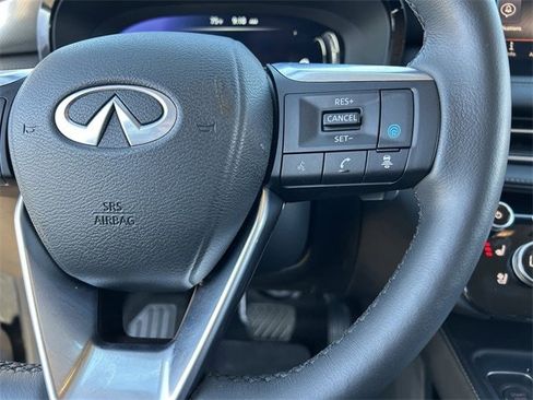 Certified 2025 INFINITI QX60 Luxe w/ Vision Package image 26