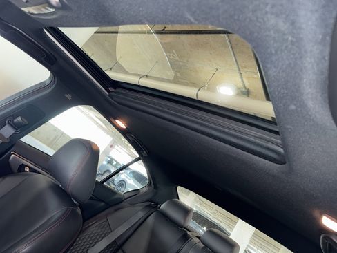 Used 2018 INFINITI Q50 Red Sport 400 w/ Sensory Package (Sport) image 32