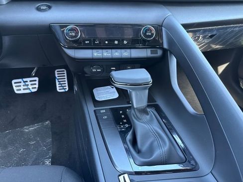 New 2026 Hyundai Elantra Sport FWD image 18