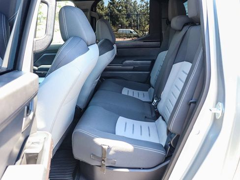 Certified 2024 Toyota Tacoma TRD Off-Road w/ TRD Off Road Upgrade Package AWD/4WD image 21