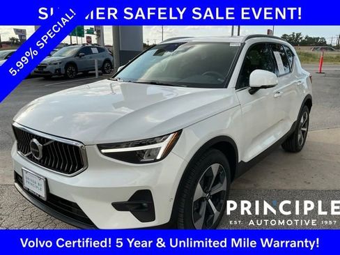 Certified 2023 Volvo XC40 B5 Plus w/ Protection Package Premier AWD/4WD image 5