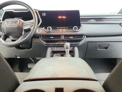 Used 2024 GMC Canyon Elevation image 28