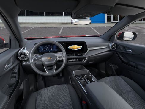 New 2026 Chevrolet Equinox LT w/ LPO, Floor Liner Package FWD image 15