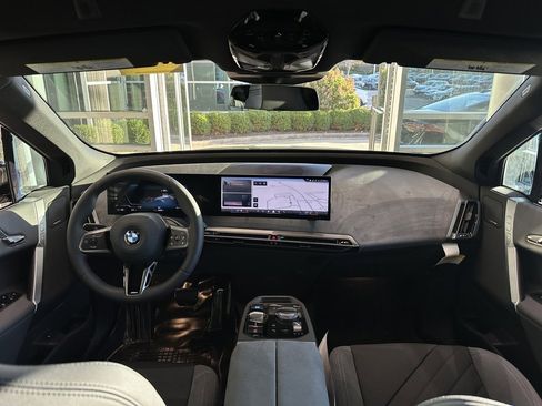 New 2026 BMW iX xDrive45 image 15