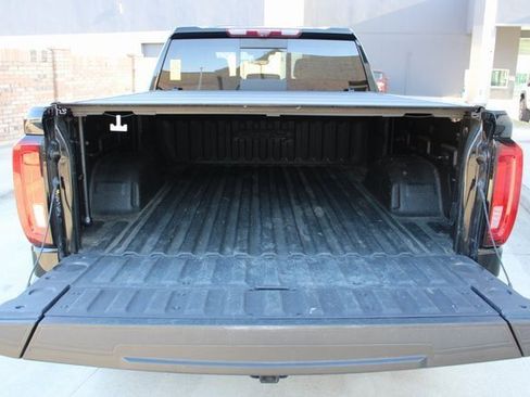 Used 2023 GMC Sierra 1500 AT4 w/ AT4 Premium Package image 29