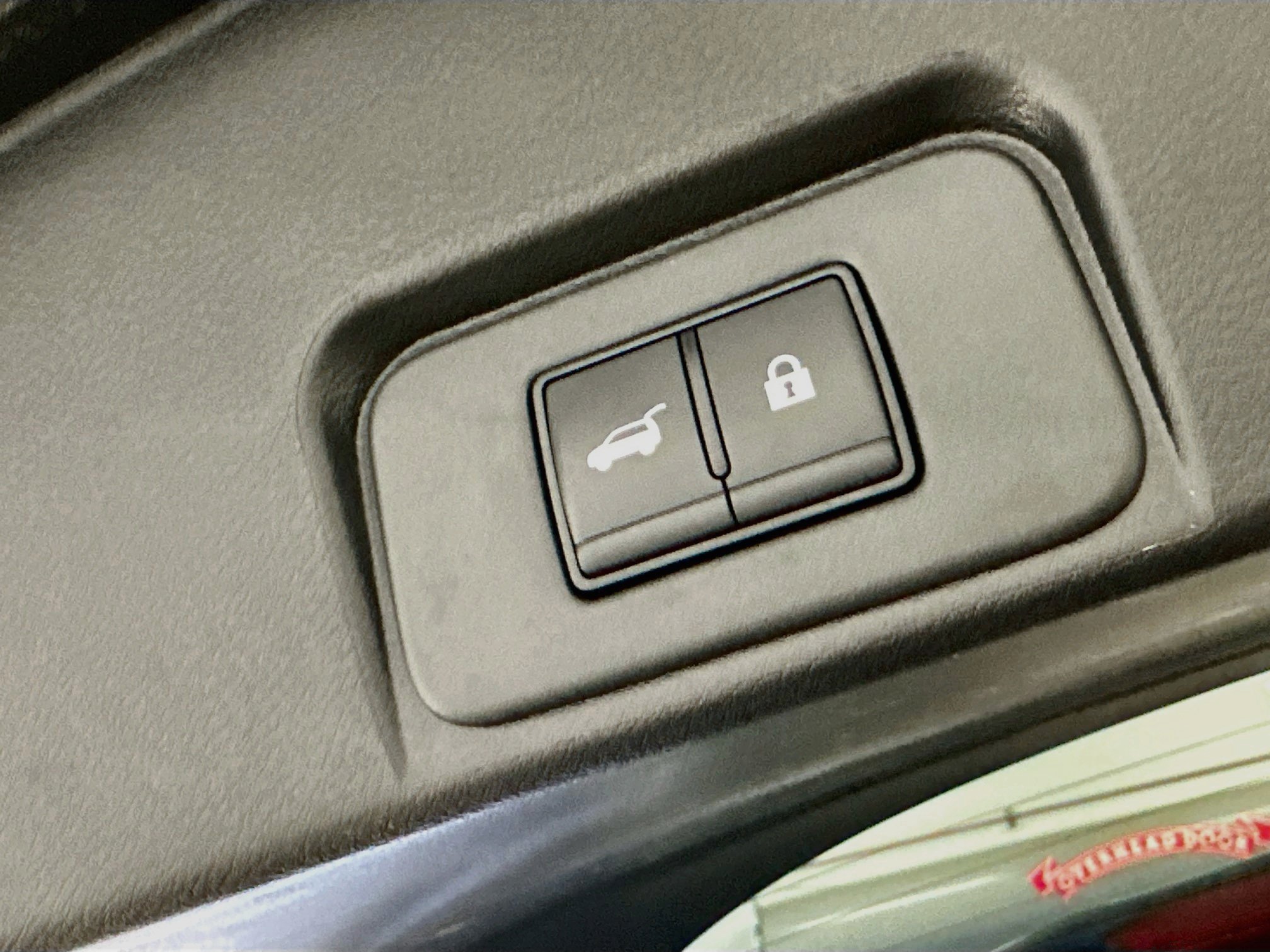 Used 2026 Nissan Rogue SV AWD/4WD image 30