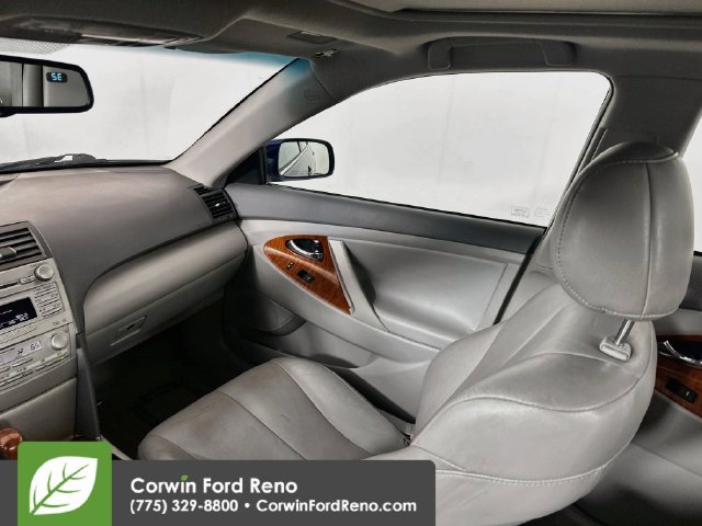 Used 2011 Toyota Camry XLE FWD image 23
