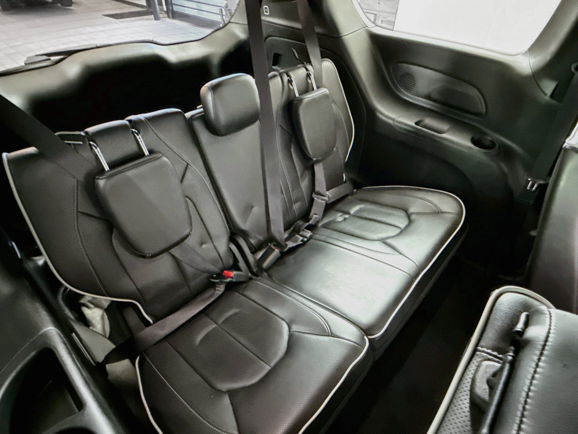 Used 2026 Chrysler Pacifica Limited w/ S Appearance Package FWD image 26