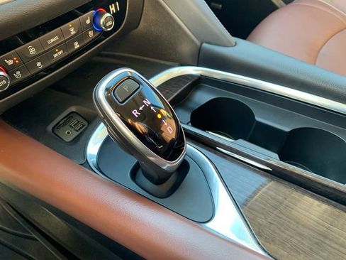 Used 2021 Buick Enclave Avenir w/ Avenir Technology Package image 27