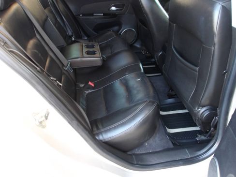 Used 2012 Chevrolet Cruze LT FWD image 22