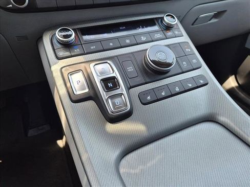 Used 2023 Hyundai Palisade SEL FWD image 12