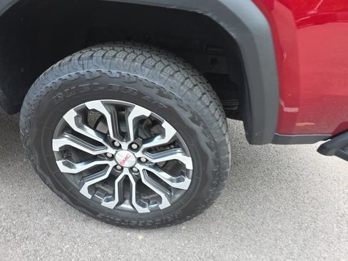 Used 2026 GMC Canyon Denali AWD/4WD image 13