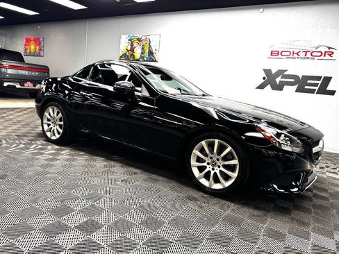 Used 2019 Mercedes-Benz SLC 300 w/ Premium Package image 2