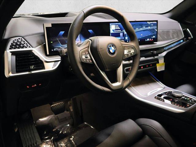 Used 2026 BMW X5 xDrive50e w/ Premium Package AWD/4WD image 3