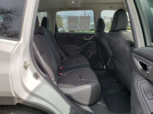 Used 2023 Subaru Forester Premium image 16