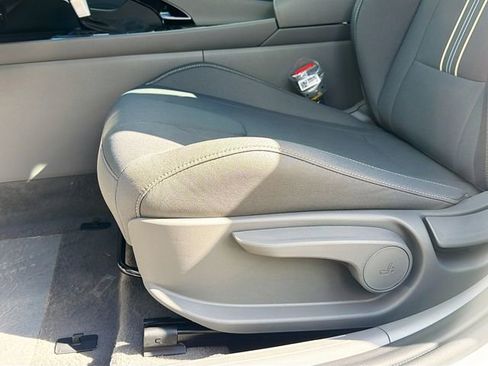 New 2026 Hyundai Elantra SEL Sport Premium FWD image 19