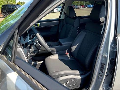 New 2025 Hyundai Santa Fe XRT image 9