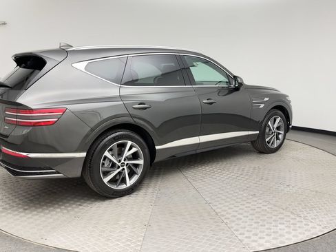 Certified 2026 Genesis GV80 2.5T Advanced AWD/4WD image 2