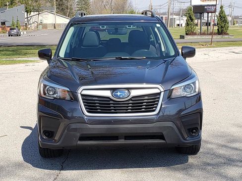 Used 2019 Subaru Forester Premium image 8