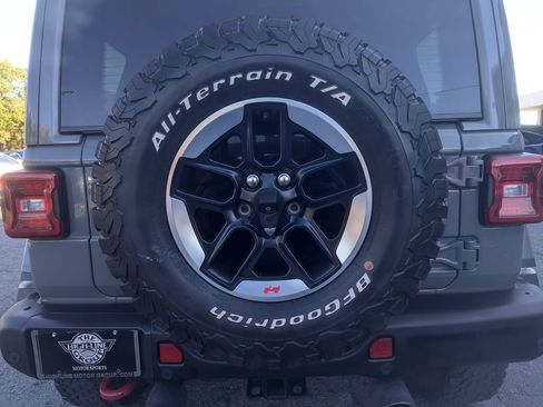 Used 2019 Jeep Wrangler Unlimited Rubicon AWD/4WD image 50