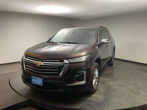 Certified 2023 Chevrolet Traverse LT AWD/4WD image 3