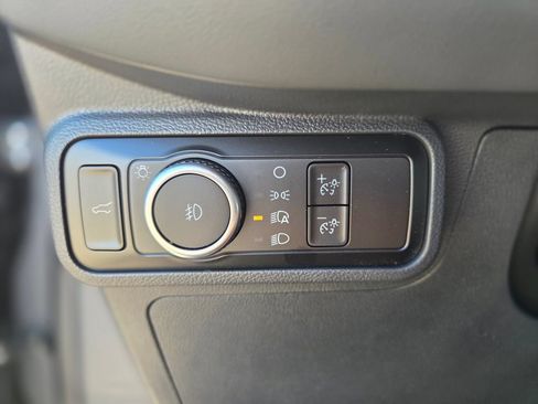 New 2026 Ford Explorer Active w/ Active Comfort Package RWD image 31