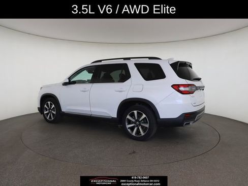 Used 2023 Honda Pilot Elite image 11