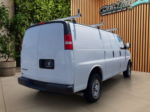 Used 2021 Chevrolet Express 2500 RWD image 6