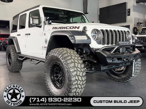 Used 2025 Jeep Wrangler Unlimited Rubicon AWD/4WD image 2