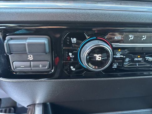 Used 2024 Chevrolet Silverado 1500 LTZ image 23