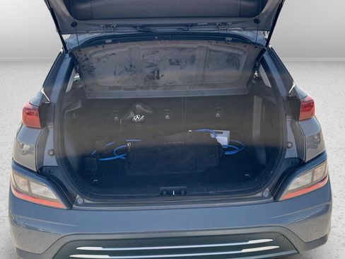 Used 2023 Hyundai Kona SE w/ Cargo Package image 19