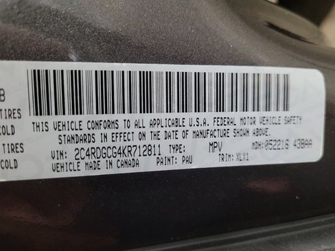 Used 2019 Dodge Grand Caravan SXT image 33