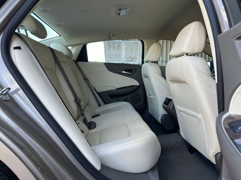 Used 2024 Chevrolet Malibu LT image 25